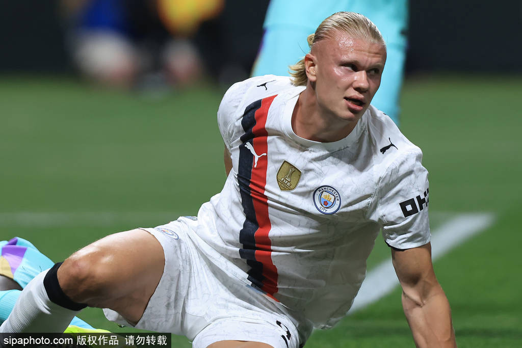 瓜帅亲自点名！曼城头号任务曝光 哈兰德25岁前必须完成救赎